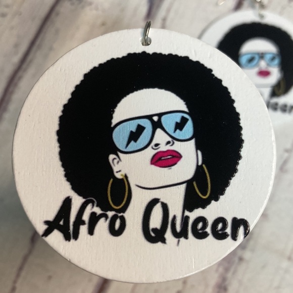 Afro Queens white Painted Wood Earrings - Picture 2 of 3